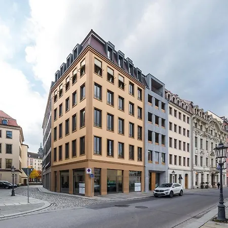 Modernes Am Neumarkt Appartamento