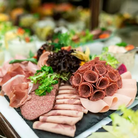 Modernes Am Neumarkt Lejlighed *